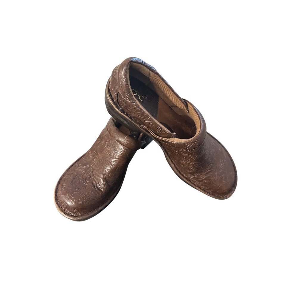 BOC Born Concept Women Peggy brown tooled professional nursing Slip-On Clogs 9.5